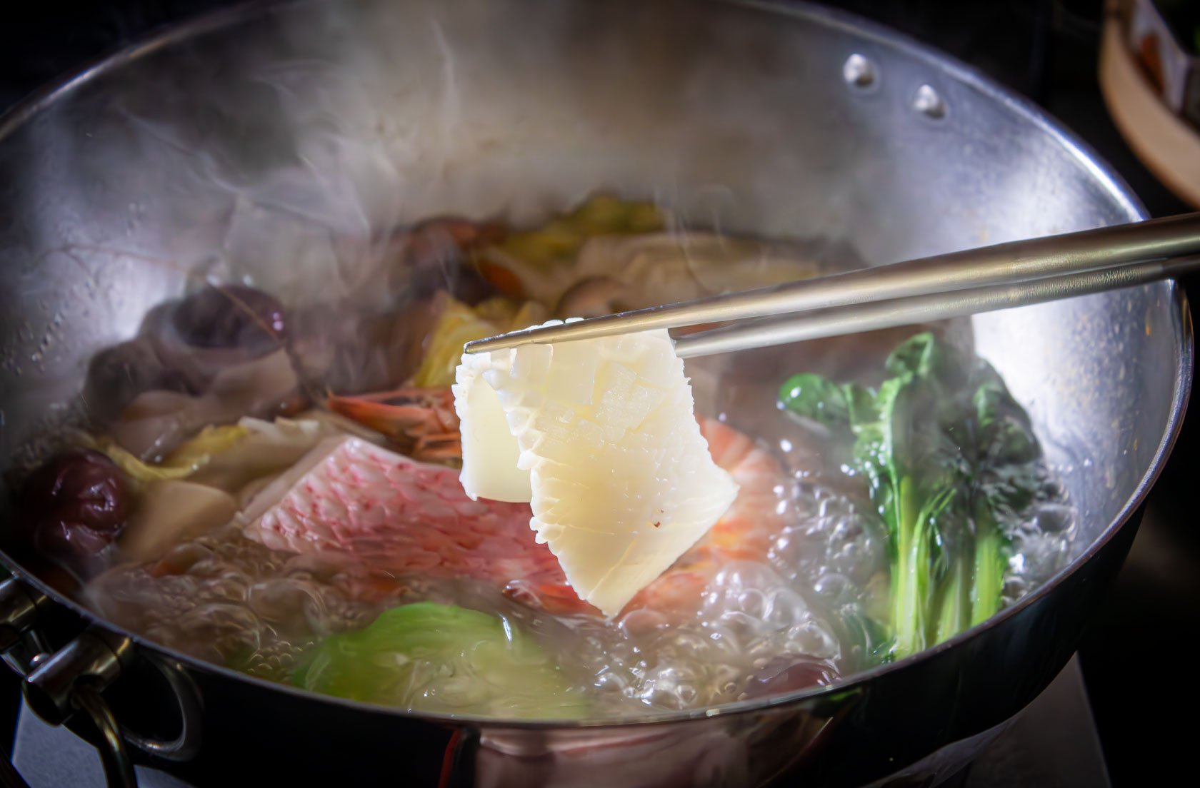 花風特製 琉球火鍋 ～沖縄の恵み × 本格スパイス。身体が喜ぶ、滋味深い一鍋～